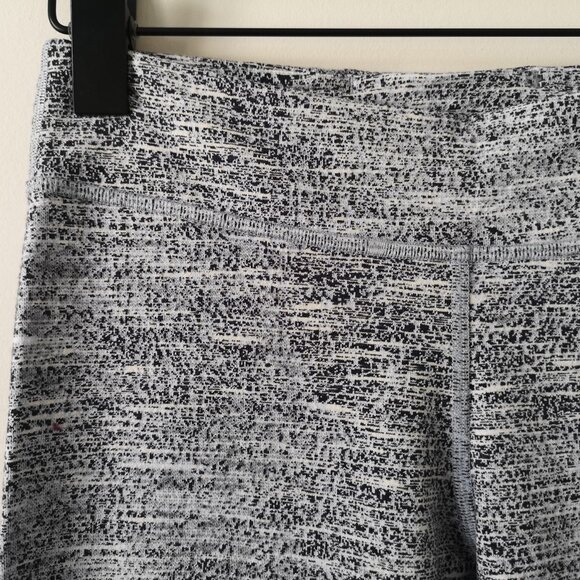 NWT IVIVVA by LULULEMON SWEA Grey Multi Luon Rhythmic Tight Pants Girl's 14 - Picture 2 of 7